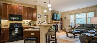 Scenic 2BR Condo w/ Porch + Pool Near Slope/Trails | Free Tickets