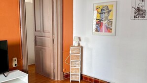 Unclassified image, 2 of 20, button - Elegant Apartment - Perfect Location Between the Coast and the City Center (Montevideo)