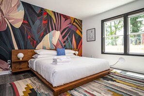 5 chambres, fer et planche à repasser, Wi-Fi, draps fournis