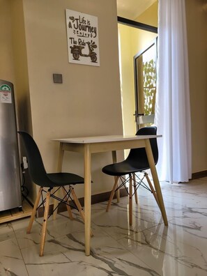 Lyxlägenhet - utsikt mot staden | Vardagsrum