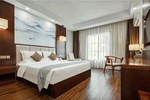 ห้องซูพีเรียดับเบิล, วิวเมือง | โต๊ะทำงาน, Wi-Fi ฟรี, ผ้าปูที่นอน