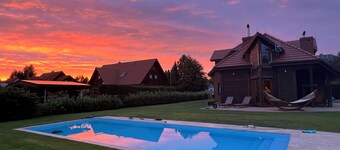 Dom Wakacyjny z Basenem
