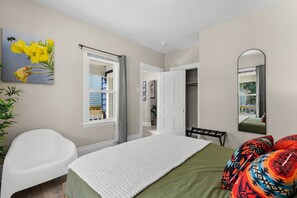3 bedrooms, desk, iron/ironing board, WiFi
