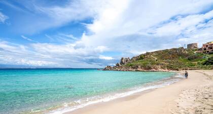 Beautiful apartment in Vignola Mare with WiFi