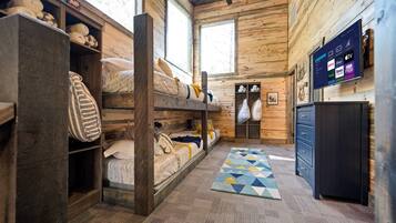 3 bedrooms, WiFi, bed sheets