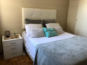 1 bedroom, iron/ironing board, WiFi, bed sheets - Cozy Apartment in Caba, Next Obelisco (Buenos Aires)