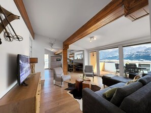 Smart TV, books