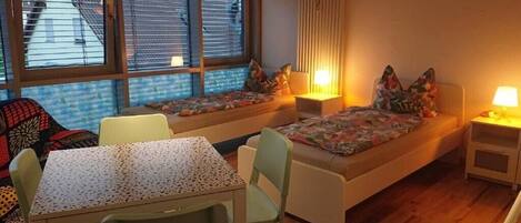 3 bedrooms, WiFi, bed sheets