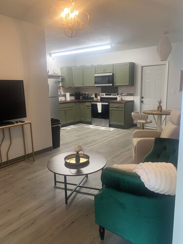 Charming 1-bedroom apartment with AC, WiFi in pleasant Park Rapids