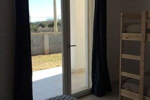 3 Schlafzimmer, Bügeleisen/Bügelbrett, Bettwäsche