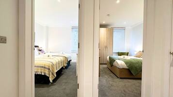 2 bedrooms, iron/ironing board, WiFi, bed sheets