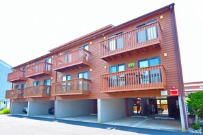 Exterior - Sunset Landing 24-Bayside 58th St, Free WiFi, Pool, W/D, AC (Ocean City)