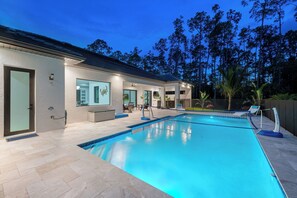 House, Accessible | 5 bedrooms - Tropical 5-br House With Pool and Outdoor Kitchen (Naples)