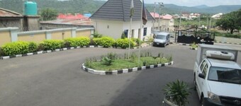 Idrinana Hotels 