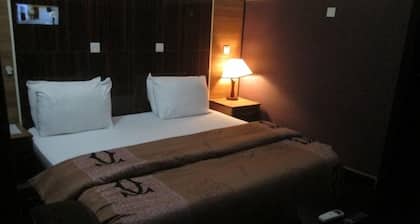 Idrinana Hotels