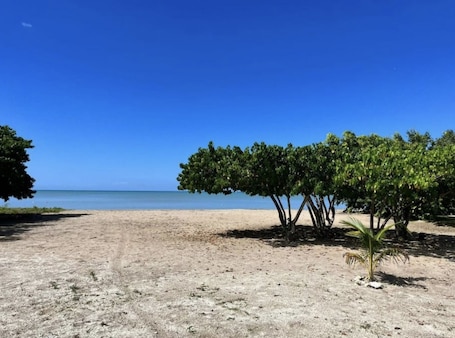 Private beach, white sand, snorkeling, motor boating