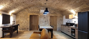 LUXURY DIMORA CANELLES