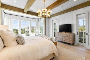 8 عدّة غرف نوم ومكواة/لوح كي وواي فاي مجانًا وملاءات أسرّة