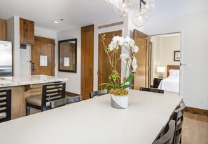 Dining - New Listing! Riverfront Luxury Resort | Spa | Ski In-Ski Out Condo (Avon)