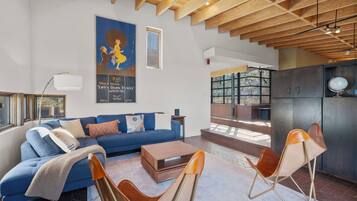Smart TV, fireplace, offices