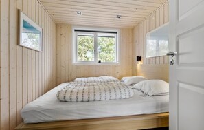 4 bedrooms, free WiFi