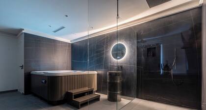 BLACK SUITE JACUZZI DISNEYLAND