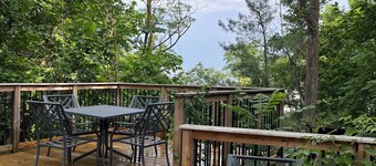 Sweet Stay By-The-Lake in Michigan City with AC, WiFi