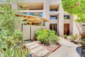 Apartment (2 Bedrooms) | Interior - Community Pool Access: Chic Palm Springs Condo (Palm Springs)