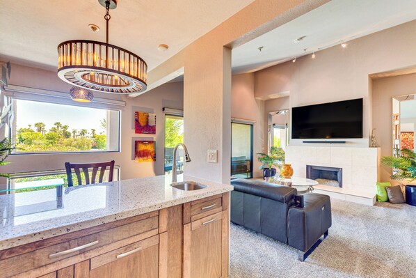 Apartment (2 Bedrooms) | Interior - Community Pool Access: Chic Palm Springs Condo (Palm Springs)