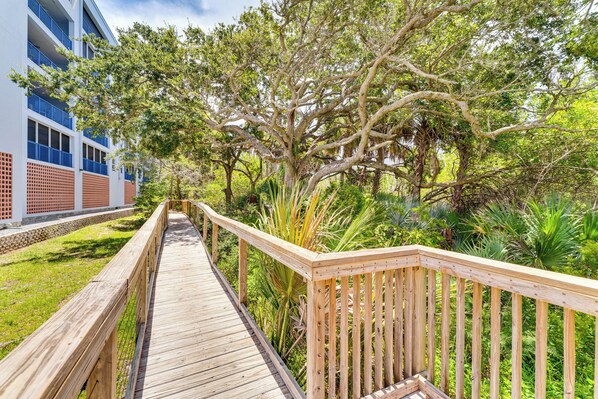 Apartment (2 Bedrooms) | Interior - New Smyrna Beach Condo w/ Balcony & Ocean Walk (New Smyrna Beach)