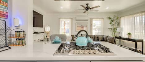 House (2 Bedrooms) | Interior