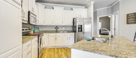 Apartment (2 Bedrooms) | Bahagian dalam