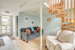 Cottage (5 Bedrooms) | Interior - Rockport Cottage w/ Patio - Steps to Beach! (Rockport)