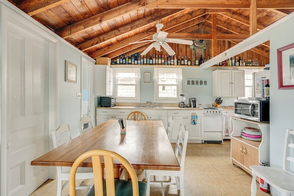 Cottage (5 Bedrooms) | Interior