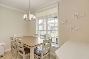 House (3 Bedrooms) | Interior - Pool & Fishing Pier Access: Marblehead Home! (Marblehead)