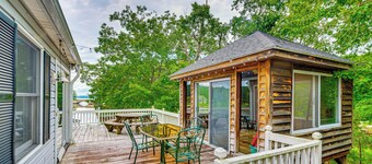 Private Island Getaway in Roanoke Rapids w/ Grill!