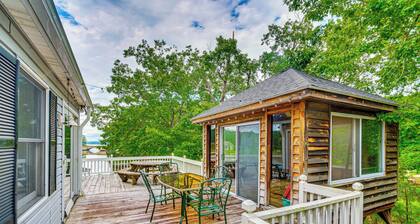 Private Island Getaway in Roanoke Rapids w/ Grill!