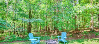 Pet-friendly Sparta Retreat: Boat Dock & Fire Pit!