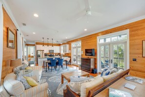 House (4 Bedrooms) | Interior