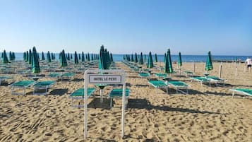 Private beach nearby, white sand, sun-loungers, beach umbrellas