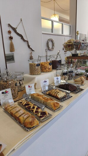Petit déjeuner continental compris tous les jours