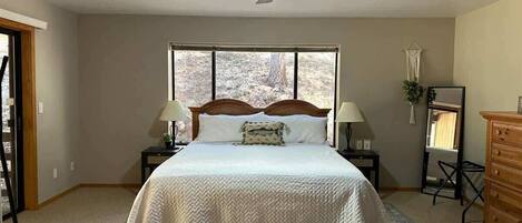 6 quartos, berço de viagem, Wi-Fi, roupa de cama