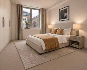 2 slaapkamers, een bureau, een strijkplank/strijkijzer, reisbedje