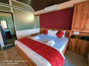 Soundproofing, bed sheets - Hidden Creek Coorg (Virajpet)