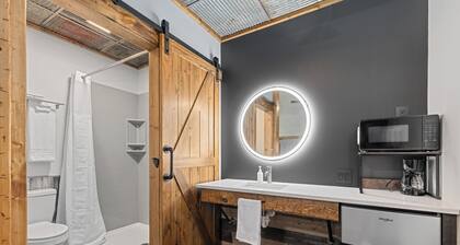 Brand New Motel! Fireplace - Concrete Floors - Live Edge Trim - Vaulted Ceilings