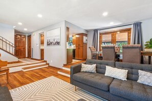 House, 4 Bedrooms | Living area | Smart TV - Nature Escape: Family Home With Playroom & Office 4 Bedroom Home by RedAwning (Federal Way)