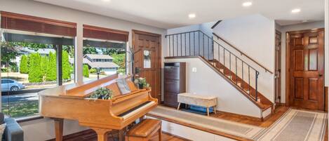 House, 4 Bedrooms | Interior