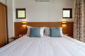 Appartement, 1 chambre, cuisine, vue mer | Coffres-forts dans les chambres