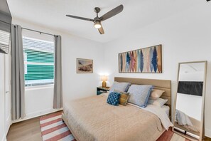 3 chambres, fer et planche à repasser, Wi-Fi, draps fournis