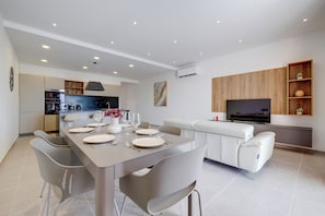 Oven, dishwasher, cookware/dishes/utensils - Elegant Sliema Penthouse, Panoramic Terrace (Sliema)